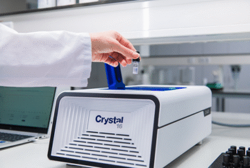 Technobis Crystal16 käytössä